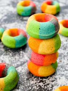 Baked color donuts