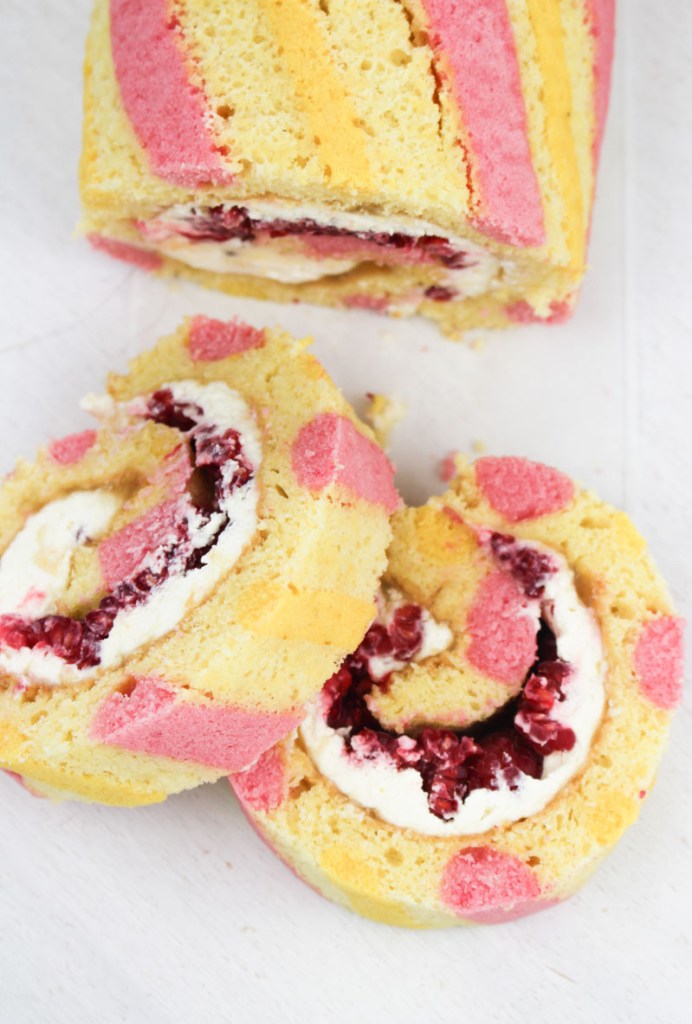 Holiday-Inspired Roll Cakes