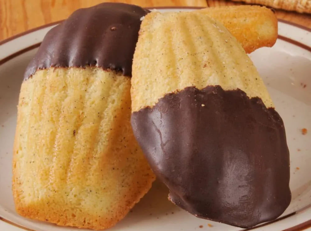 Chocolate orange madeleine recipe