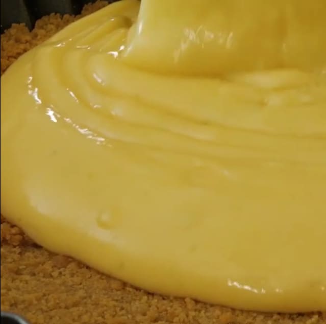 No-fuss silky key lime pie